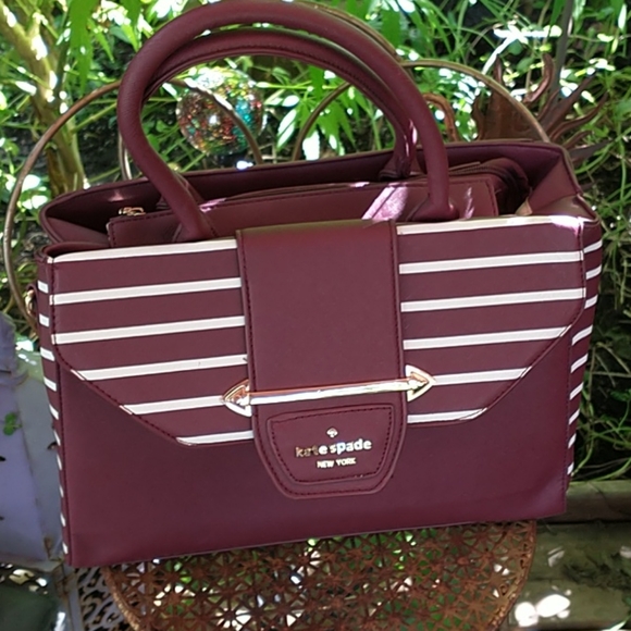 NWOT Kate Spade ♠️ Shoulder Bag & FREE Wallet - Picture 2 of 15